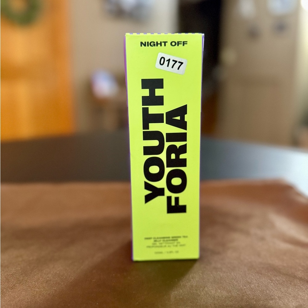 BRAND NEW ~ SEALED 3.3oz. Youtuforia Night Off Face Wash
